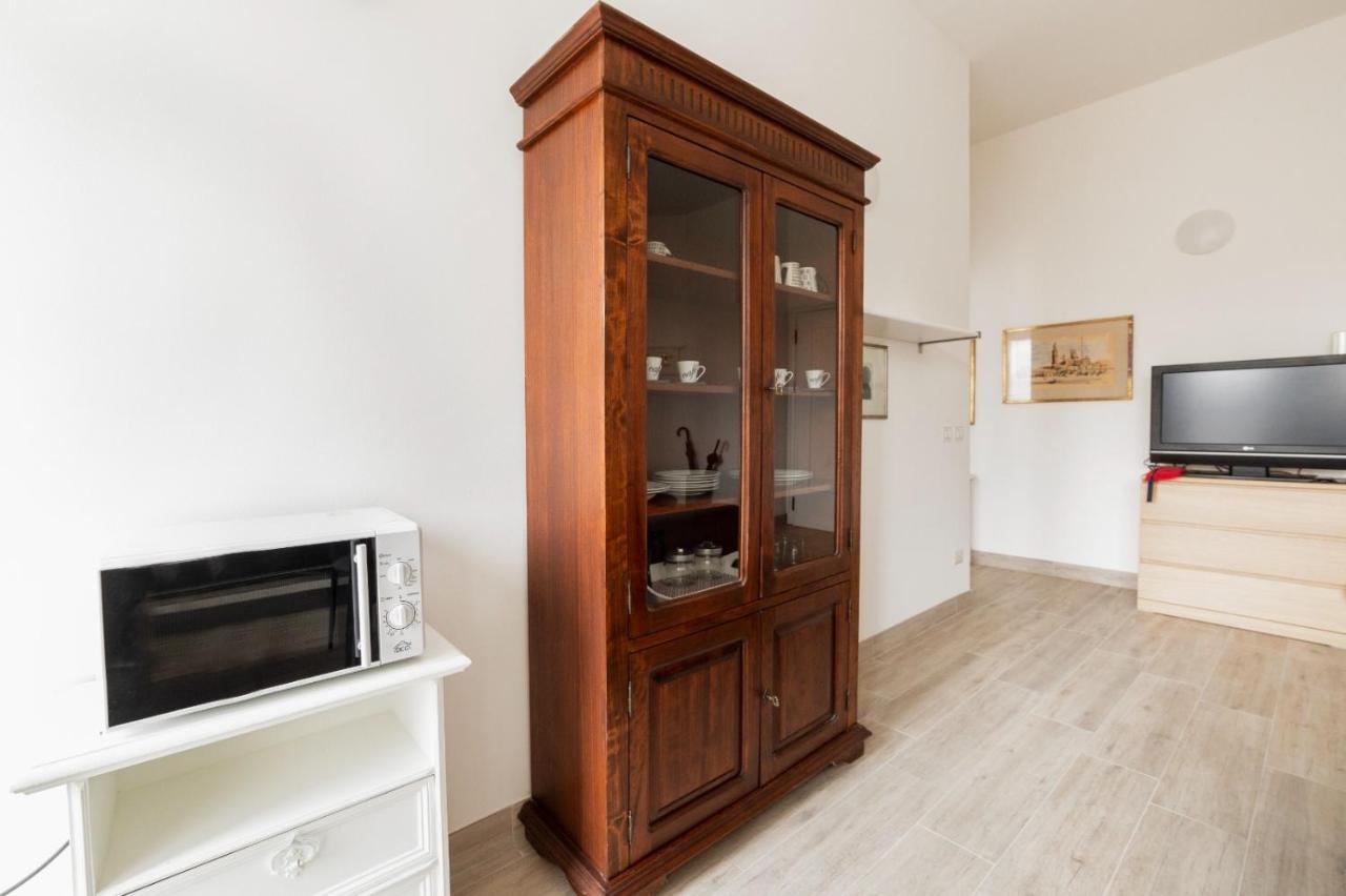 Sant'ambrogio Bright With Terrace Appartamento